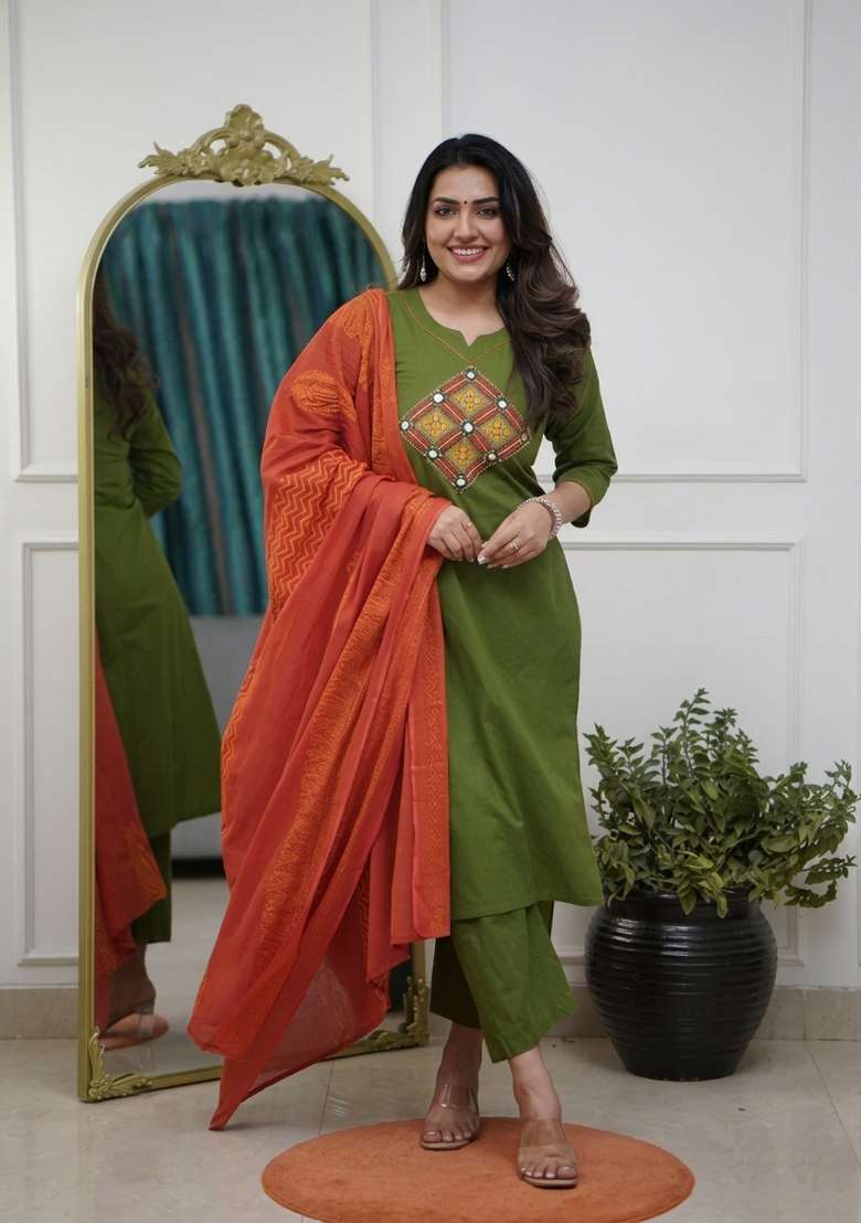 Green Printed Cotton Kurta Set - Indya