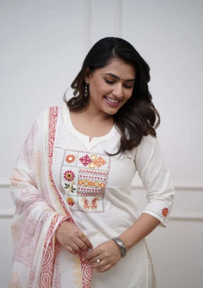 White Printed Cotton Kurta Set - Indya