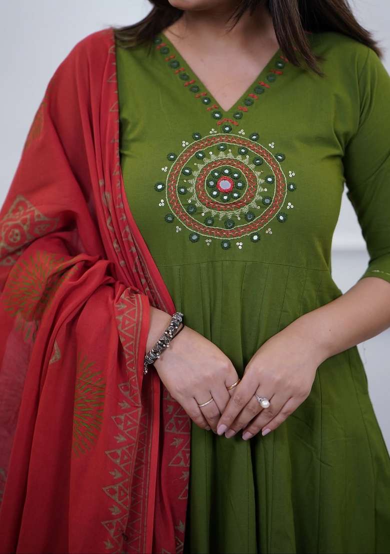 Green Printed Cotton Kurta Set - Indya