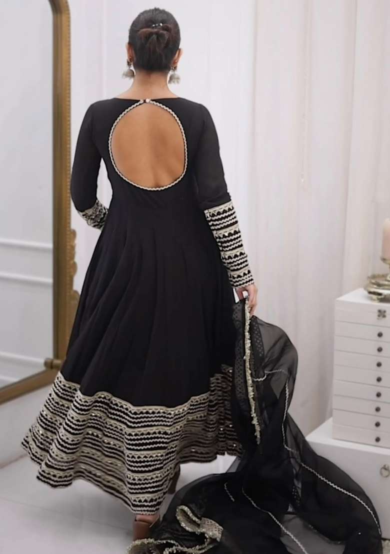 Black Emboidered Rayon Kurta Set - Indya