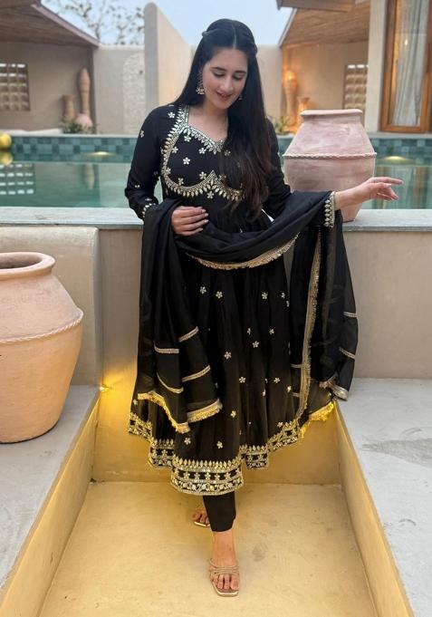 Black Emboidered Silk Kurta Set
