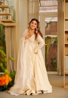 Cream Emboidered Georgette Kurta Set