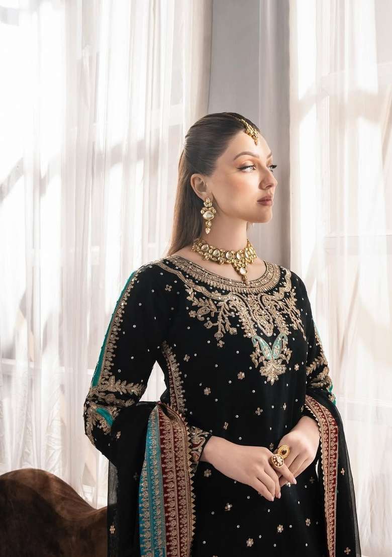 Black Emboidered Georgette Kurta Set - Indya