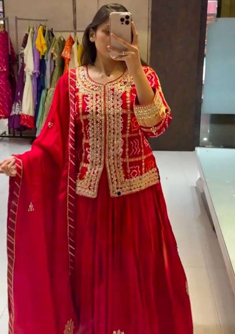 Red Emboidered Chinon Kurta Set - Indya
