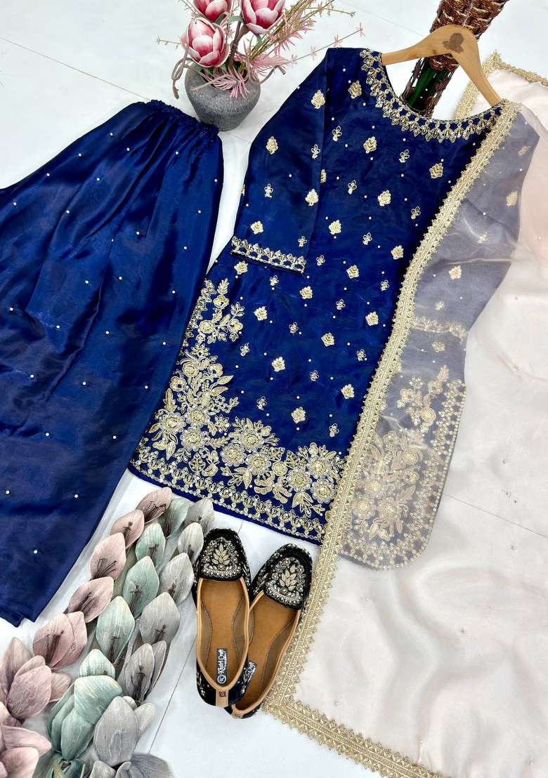 Dark Blue Emboidered Silk Blend Kurta Set - Indya