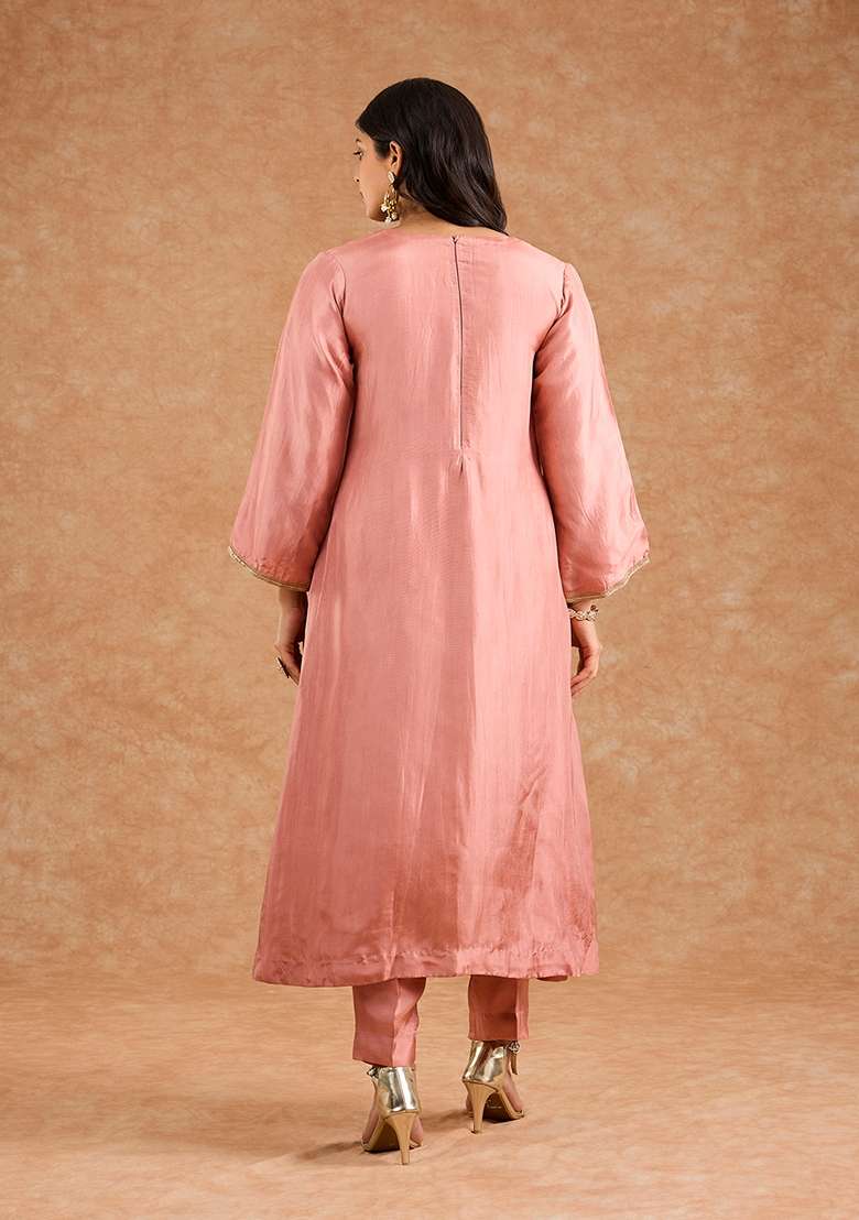 Peach Embroidered Silk Blend Kurta Set - Indya