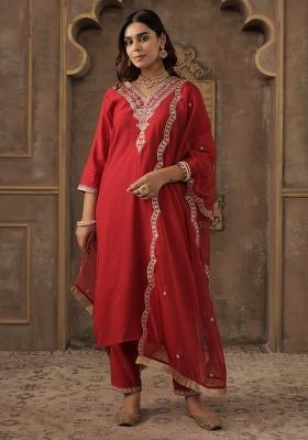 Red Embroidered Liva Kurta Set