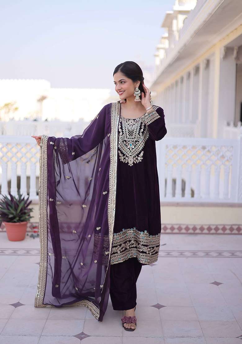 Wine Sequin Work Velvet Kurta Set - Indya