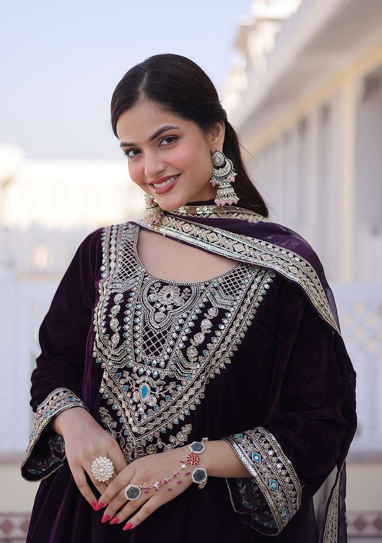 Wine Sequin Work Velvet Kurta Set - Indya