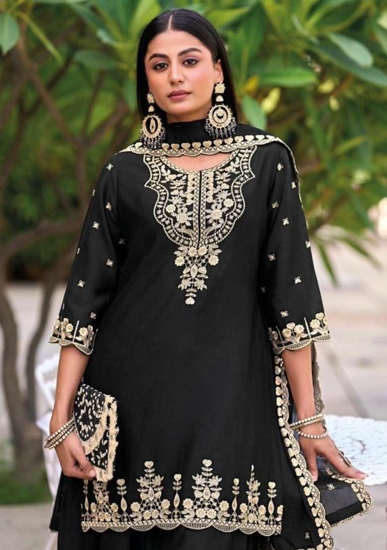 Black Embroidered Silk Blend Salwar Kameez - Indya