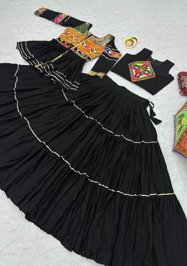 Black Zari Work Cotton salwar suit - Indya