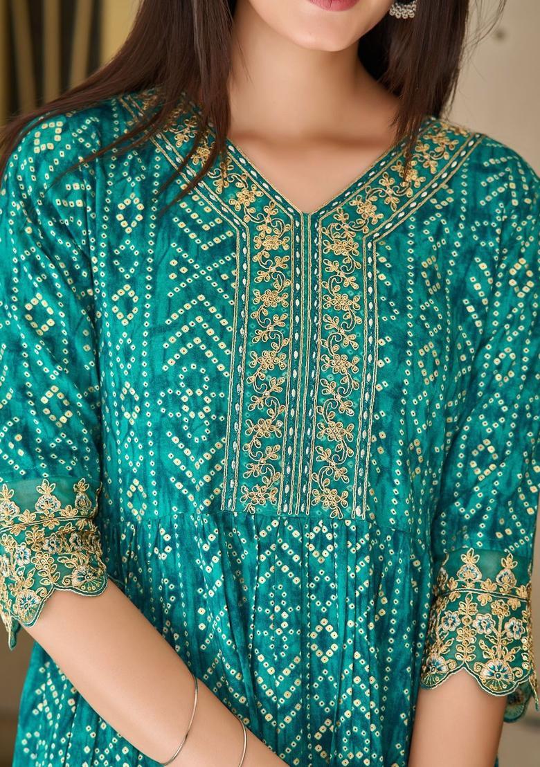 Teal Embroidered Viscose Rayon Kurta Set - Indya
