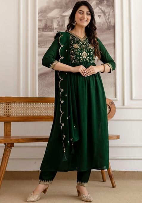 Green Embroidered Silk Blend Kurta Set