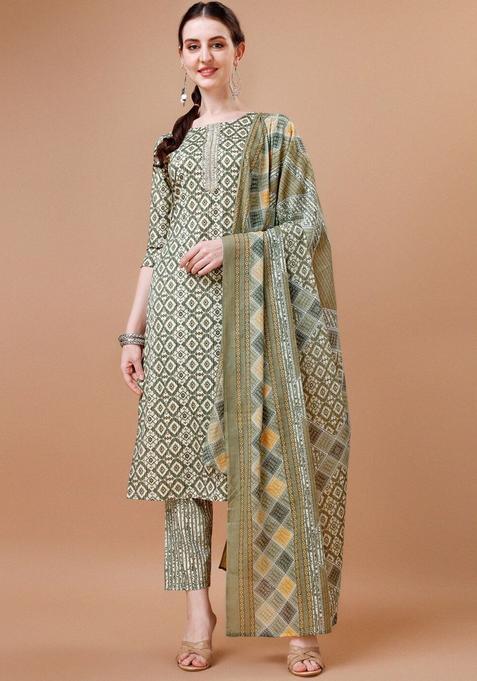 Green Printed Cotton Blend Kurta Set