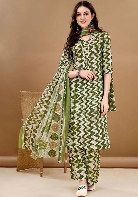 Green Printed Cotton Blend Kurta Set