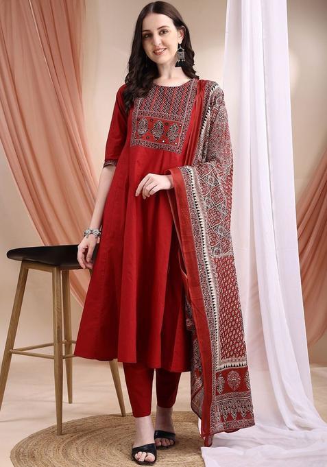 Red Solid Cotton Kurta Set