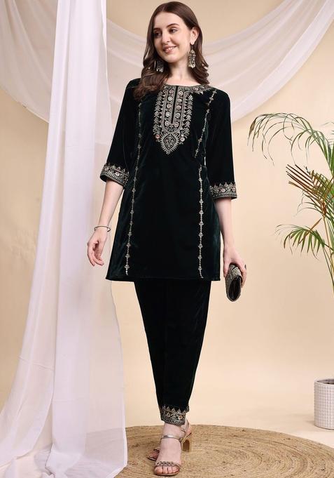 Black Embroidered Velvet Kurta Set