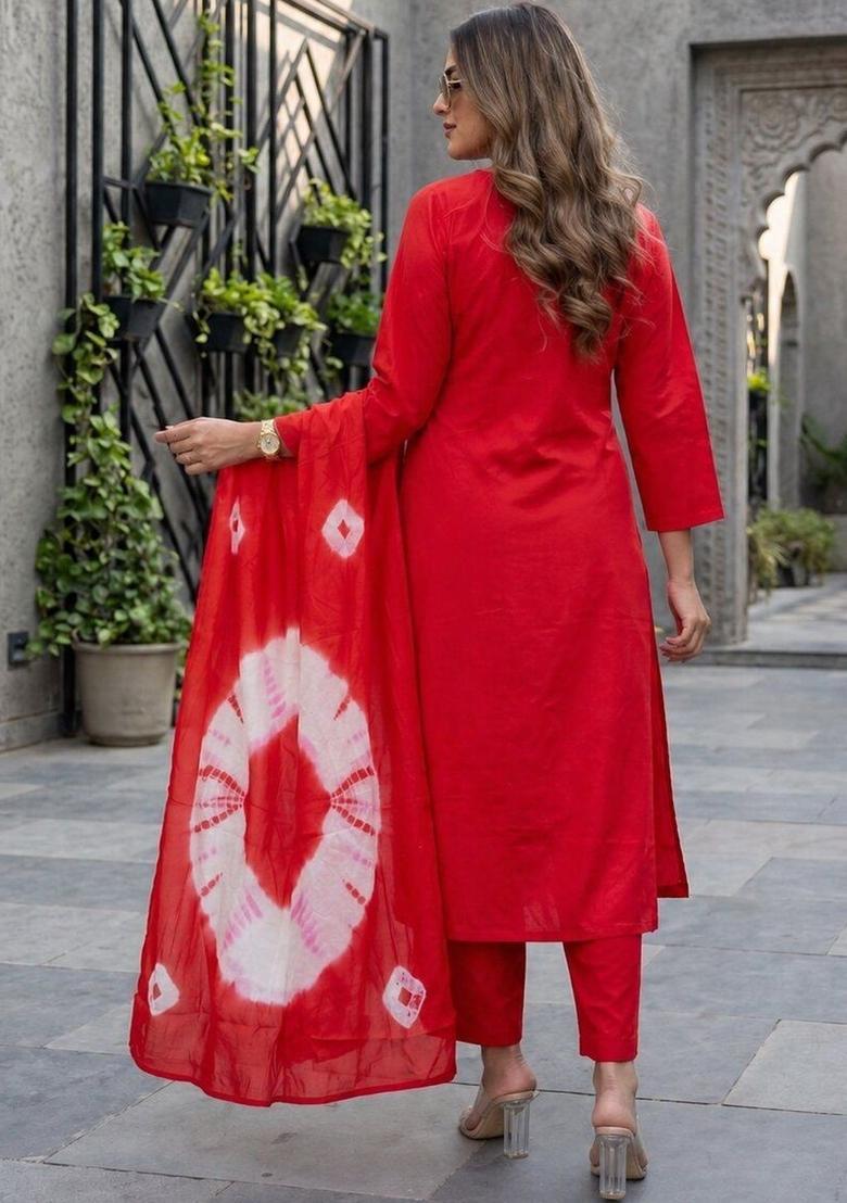 Red Solid Viscose Rayon Kurta Set - Indya