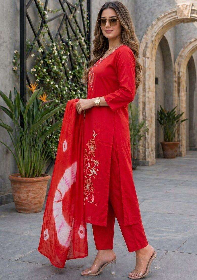 Red Solid Viscose Rayon Kurta Set - Indya