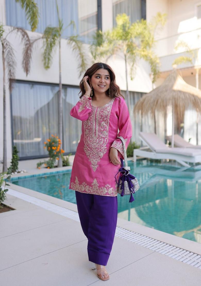 Pink Embroidered Silk Blend Salwar Kameez - Indya