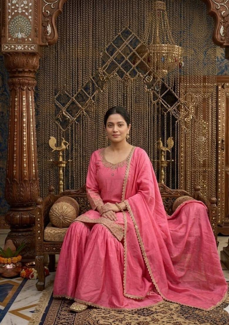 Pink Embroidered Chinon Kurta Set - Indya