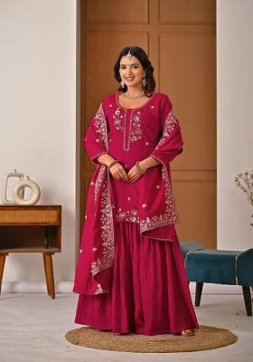 Red Embroidered Vichitra Kurta Set