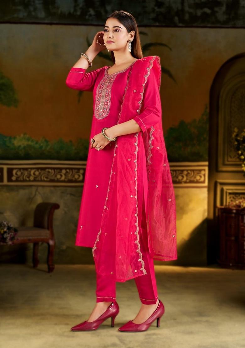 Pink Embroidered Silk Blend Kurta Set - Indya