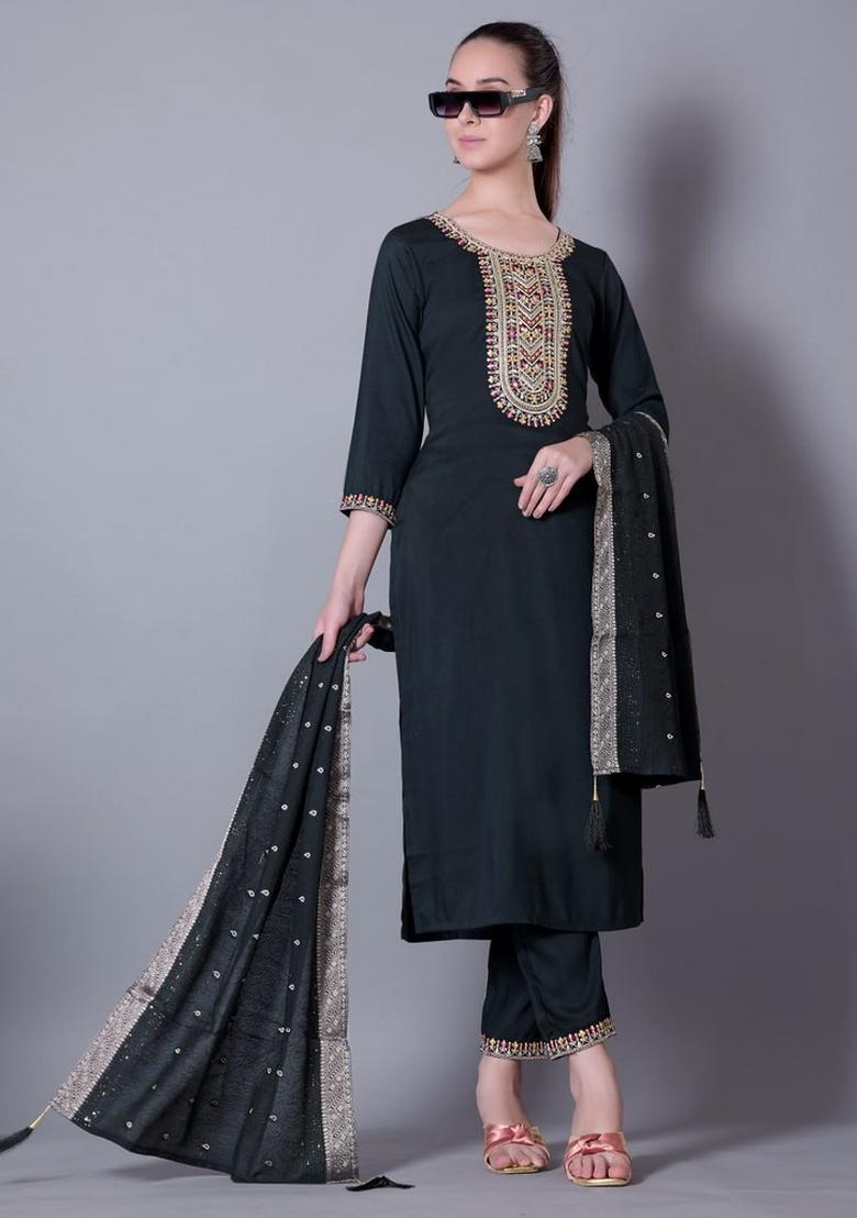 Green Embroidered Silk Blend Kurta Set - Indya