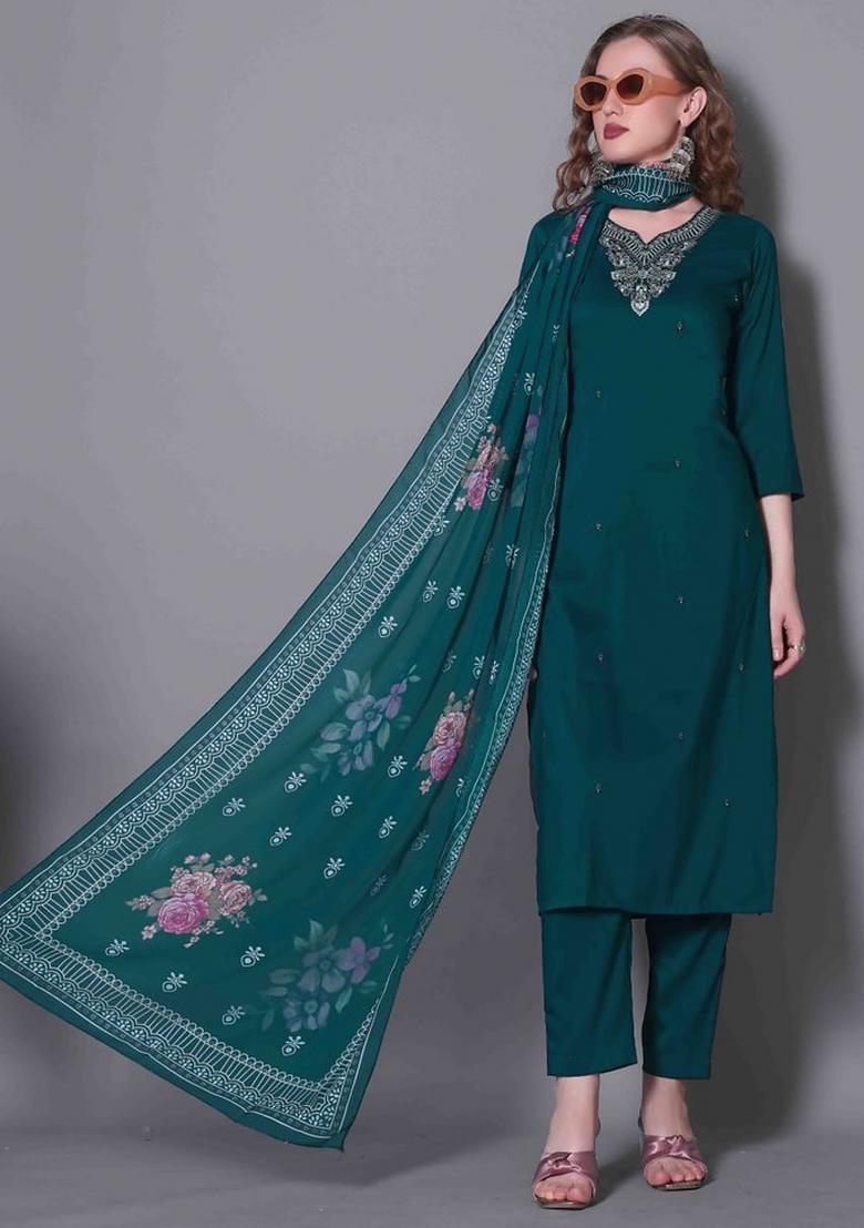 Green Embroidered Silk Blend Kurta Set - Indya