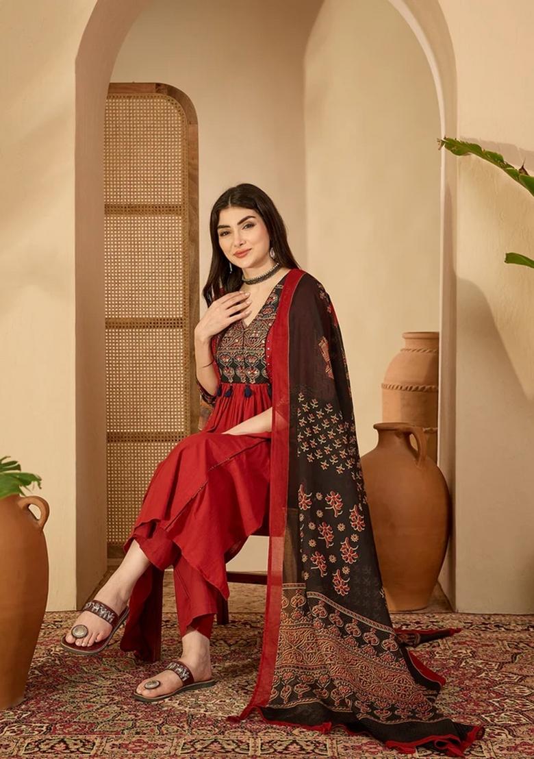 Maroon Printed Cotton Kurta Set - Indya