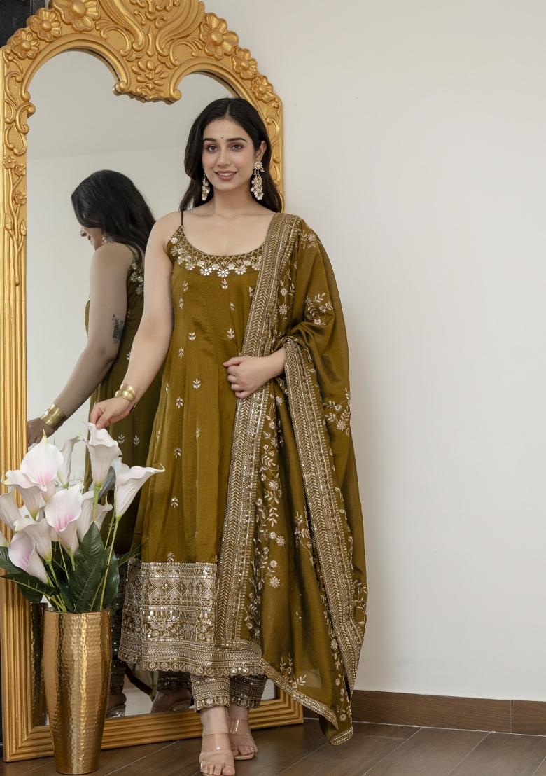 Mehendi Embroidered Silk Blend Salwar Kameez - Indya