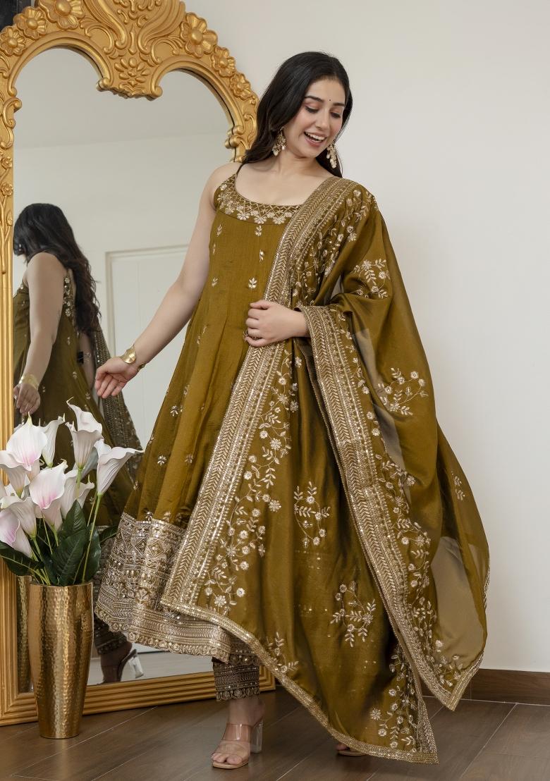 Mehendi Embroidered Silk Blend Salwar Kameez - Indya