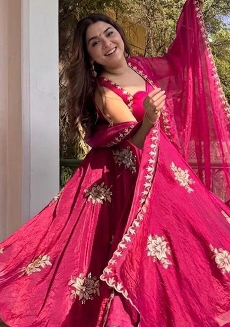 Pink Embroidered Silk Blend Salwar Kameez - Indya