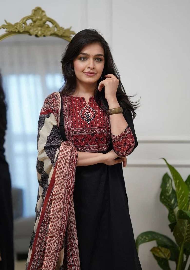 Black Printed Silk Kurta Set - Indya