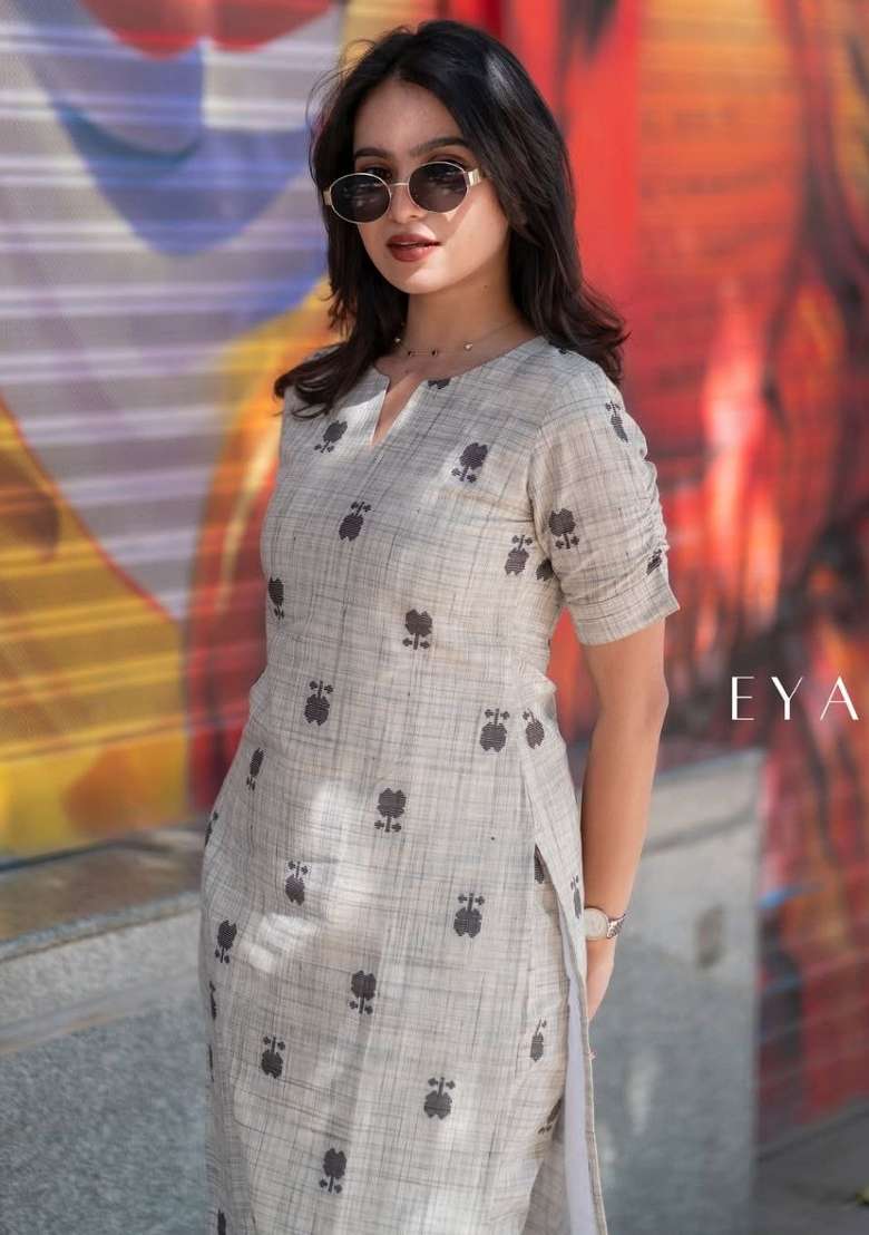 Off White Embroidered Silk Kurta Set - Indya