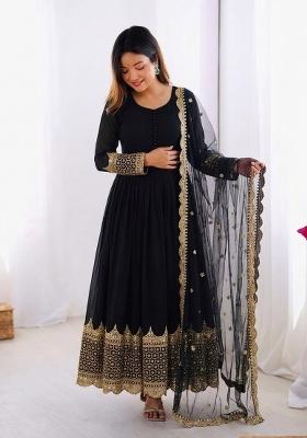Black Embroidered Silk Kurta With Dupatta