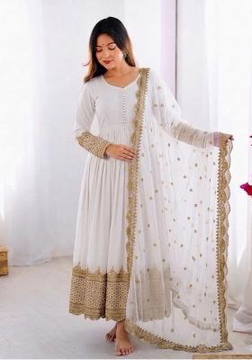 White Embroidered Silk Kurta With Dupatta