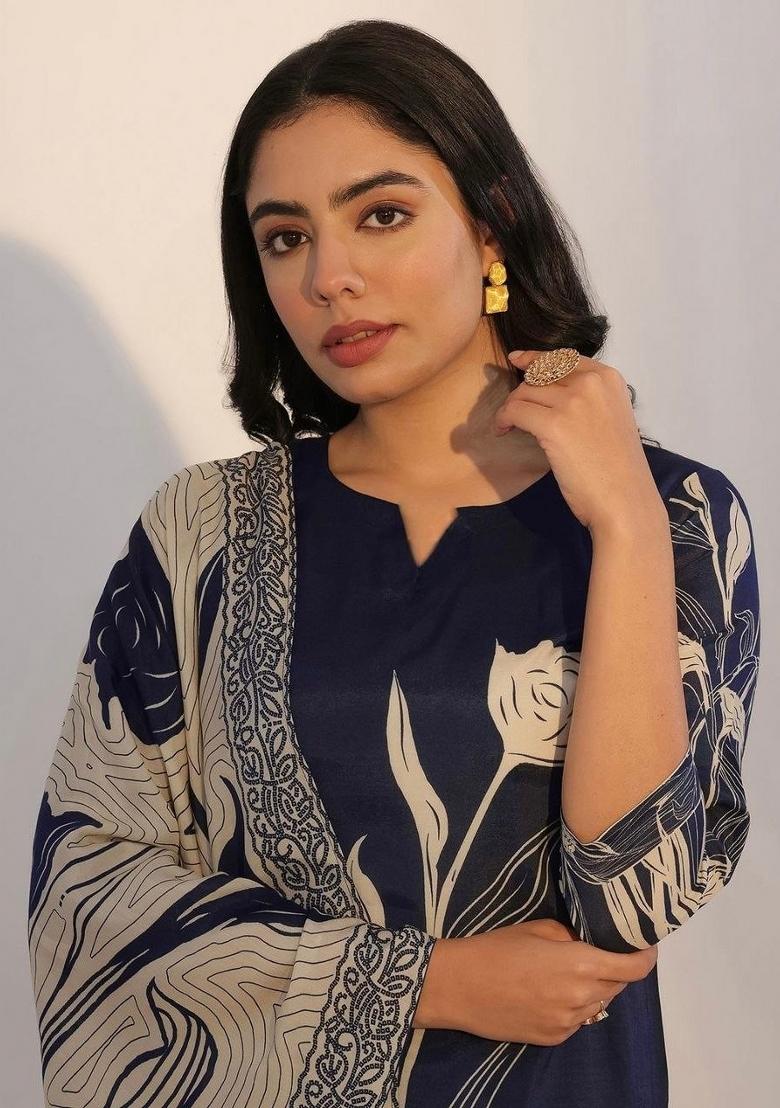 Navy Blue Embroidered Silk Blend Kurta Set - Indya