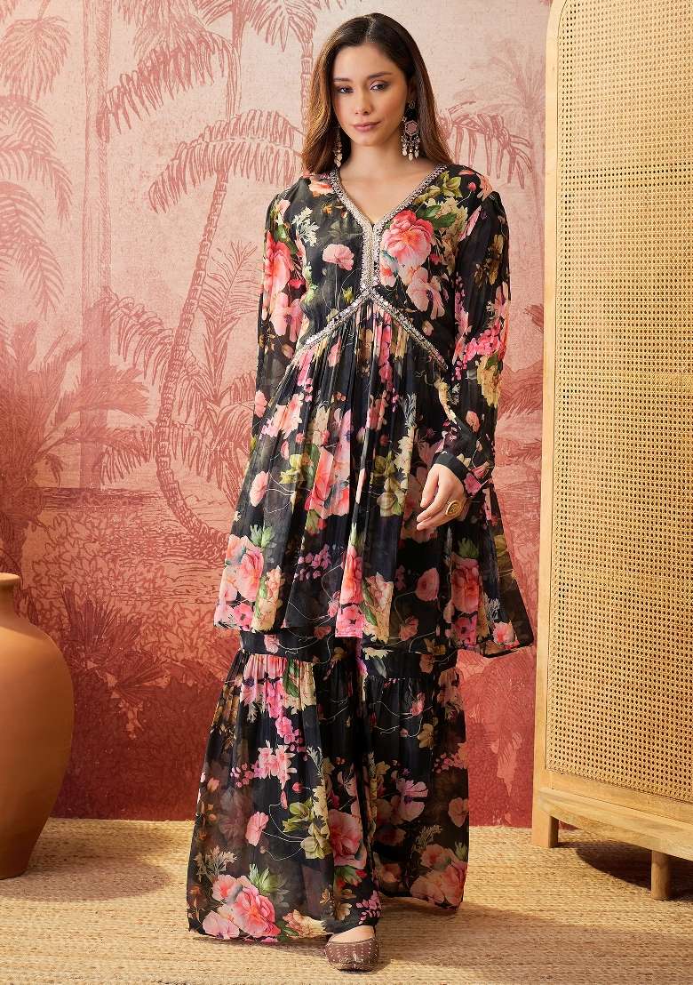 Black Sequins Work Silk Blend Kurta Set - Indya