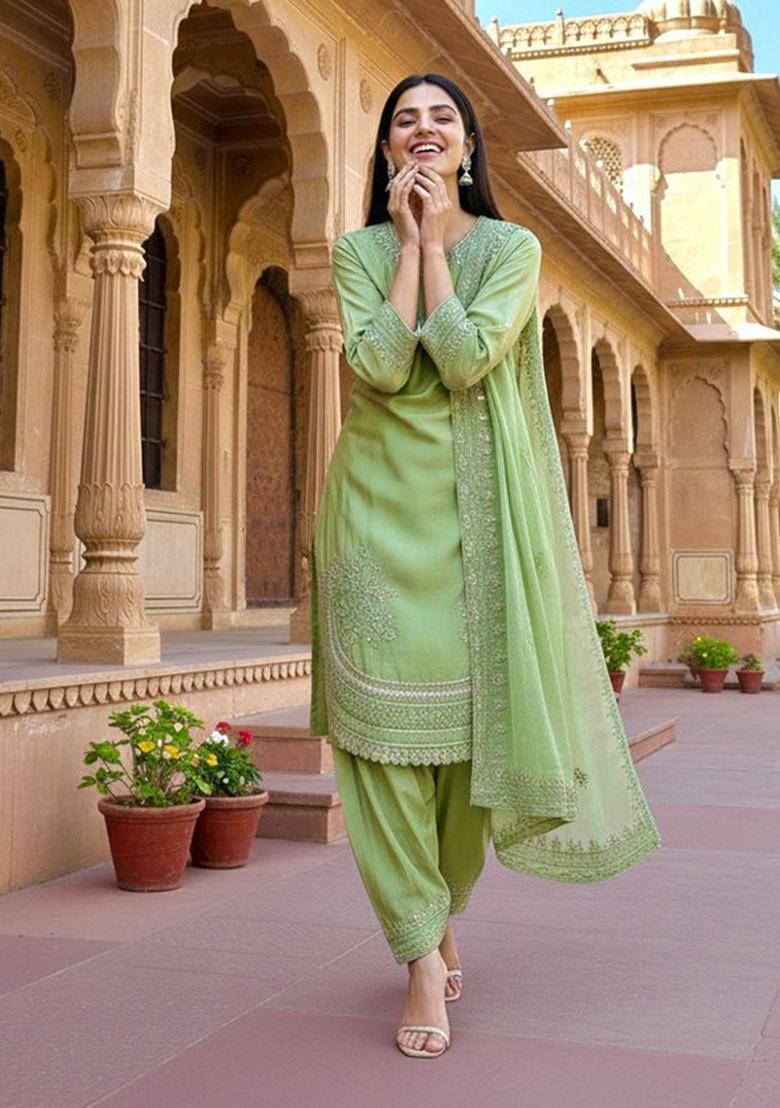 Green Sequins Work Crepe Kurta Set - Indya