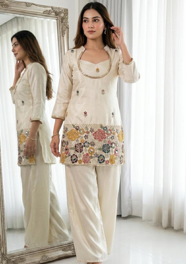 White Sequins Work Chinon Kurta Set - Indya
