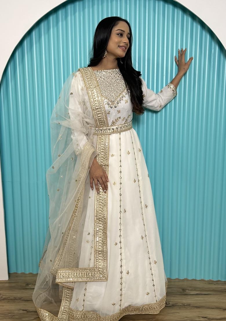 White Embroidered Silk Blend Kurta With Dupatta - Indya