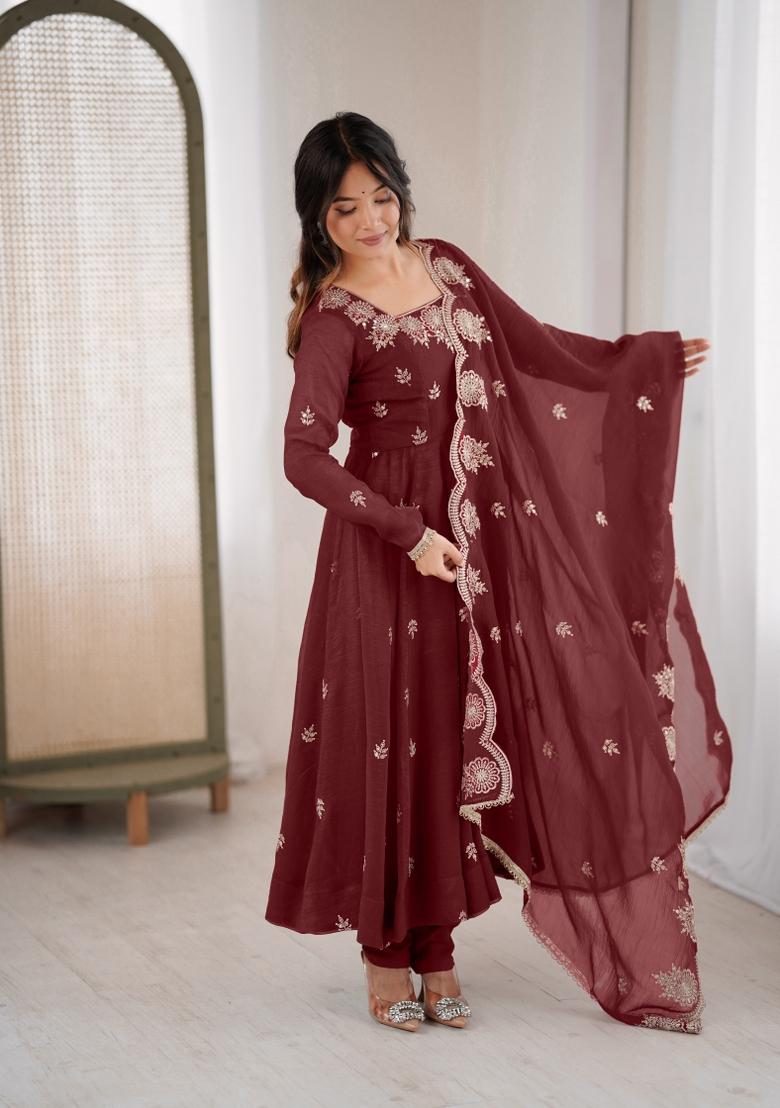 Maroon Embroidered Silk Blend Kurta Set - Indya