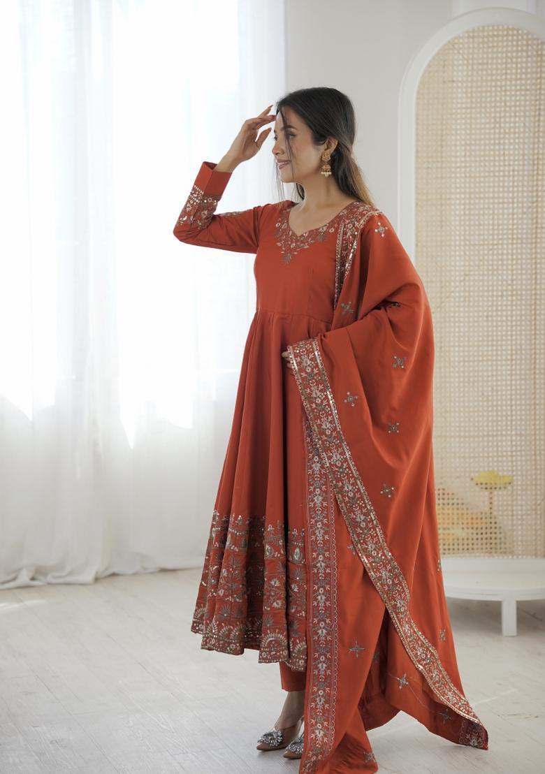 Orange Embroidered Silk Blend Kurta Set - Indya