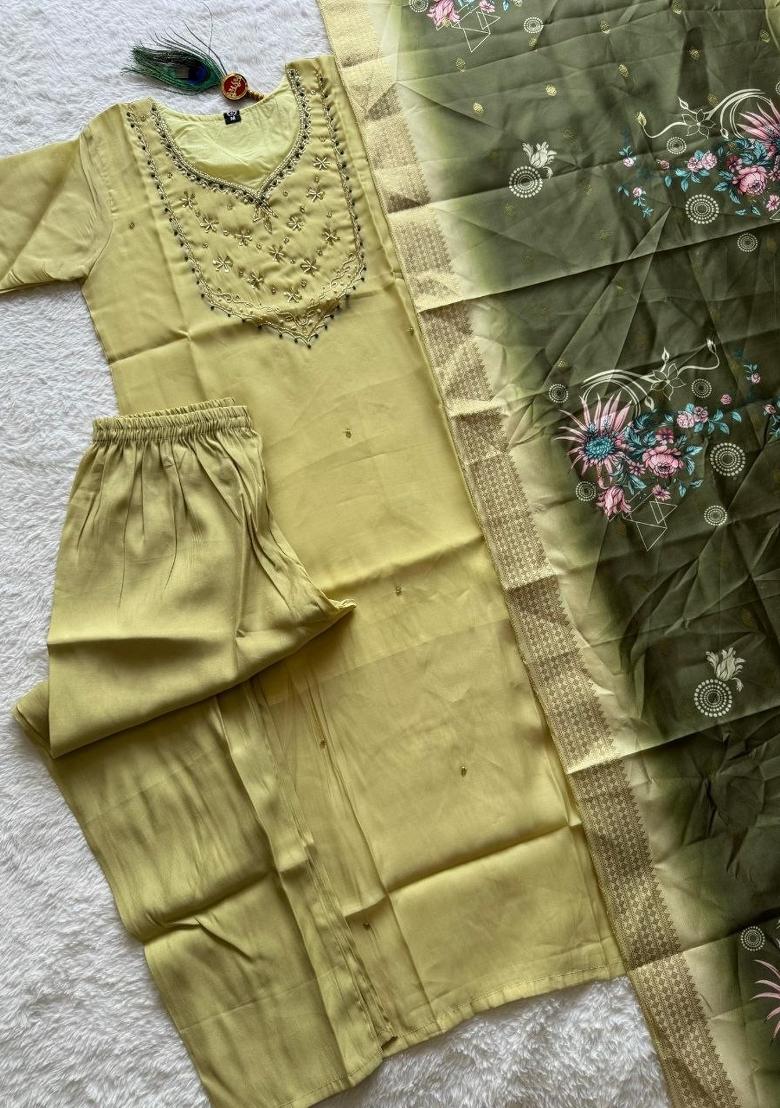 Green Beads Work Chanderi Kurta Set - Indya