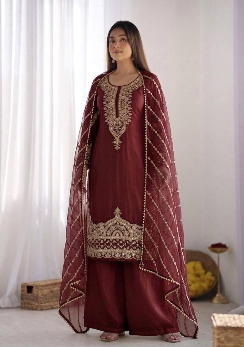 Red Embroidered Silk Blend Kurta Set - Indya