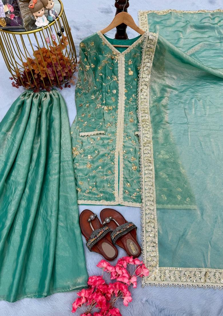 Green Embroidered Silk Blend Kurta Set - Indya