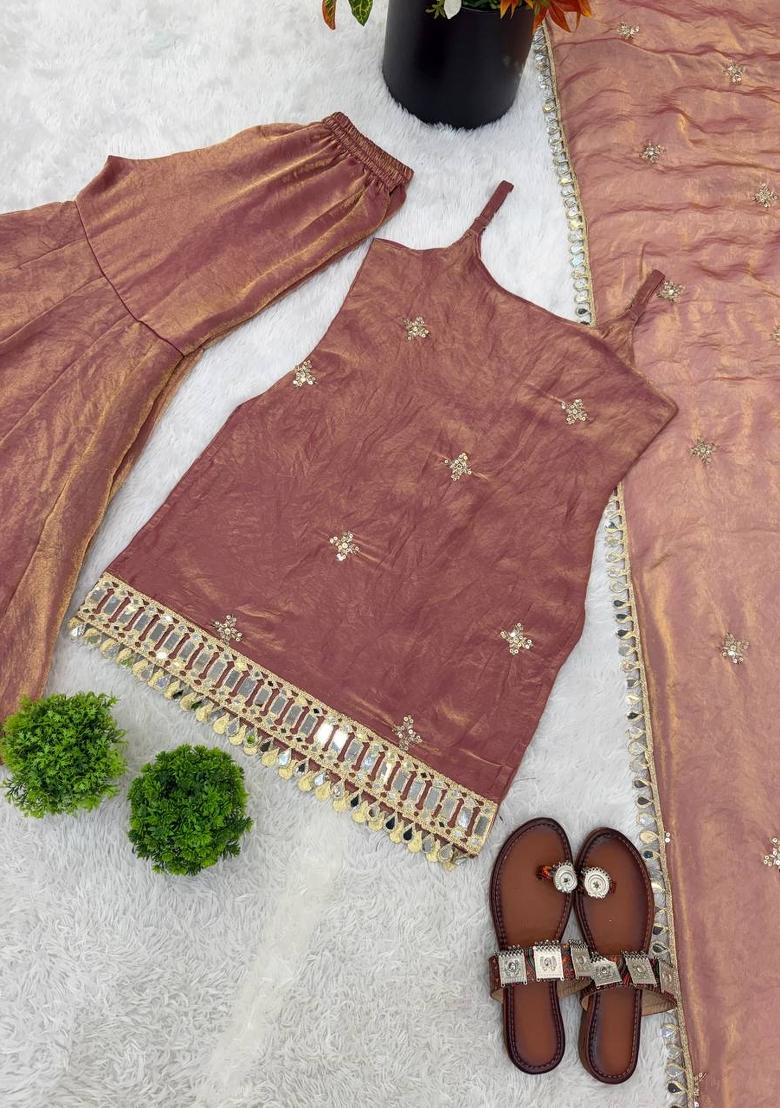 Peach Embroidered Silk Blend Kurta Set - Indya