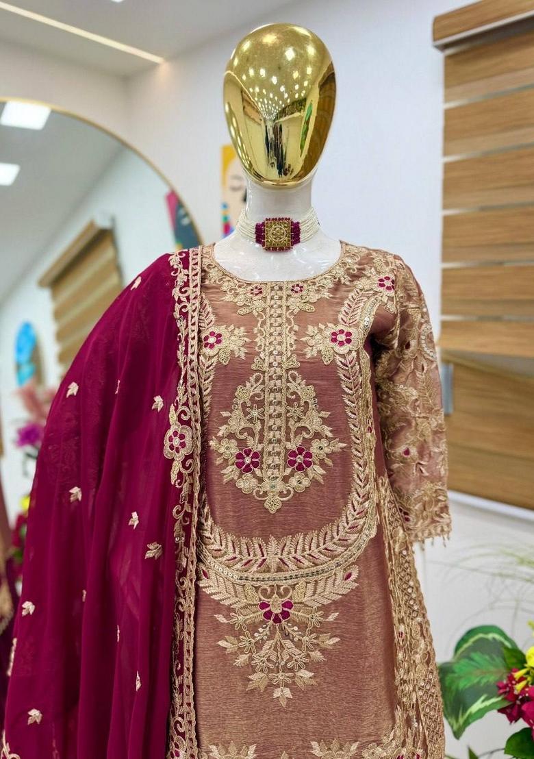 Red Embroidered Silk Blend Kurta Set - Indya
