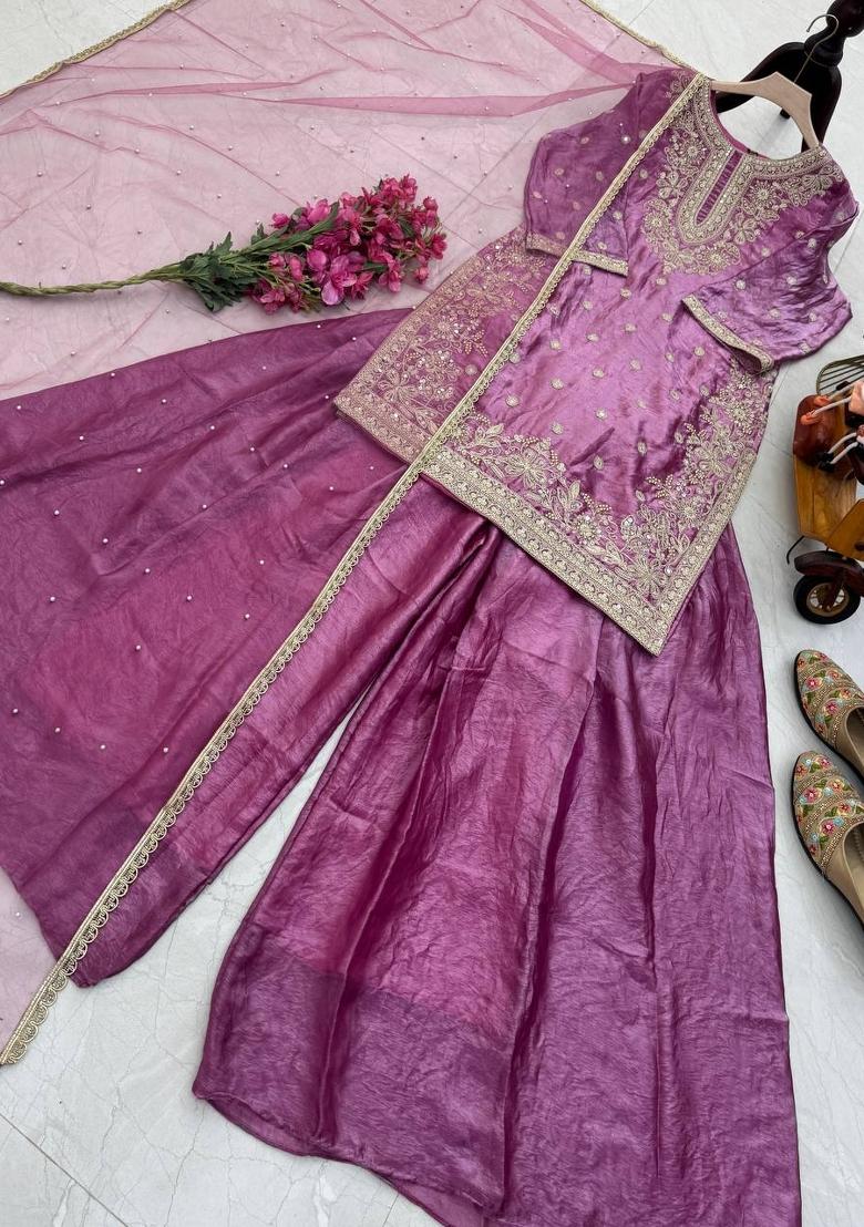 Pink Embroidered Silk Blend Kurta Set - Indya
